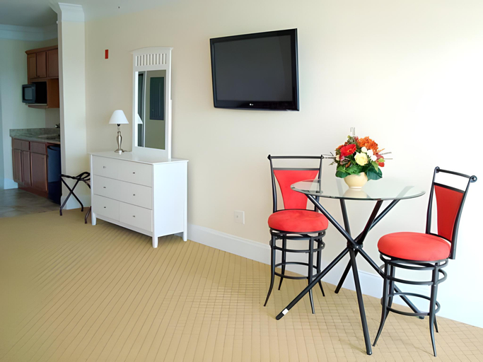 Others 4, Atlantic Breeze Suites, Rockingham