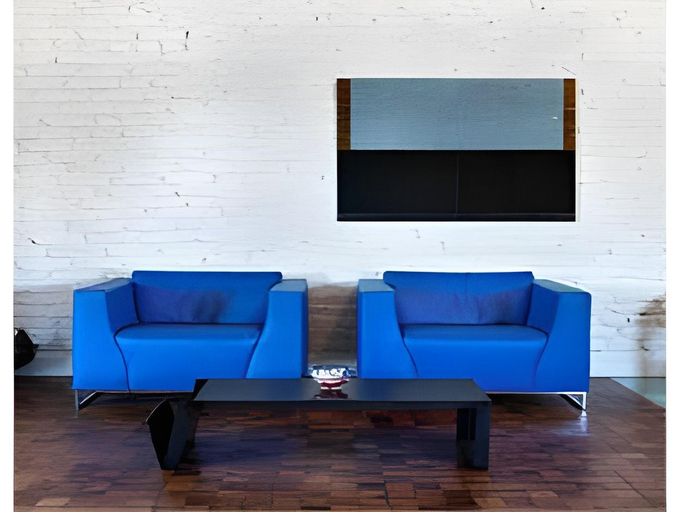 Public Area 2, Ice House Hotel