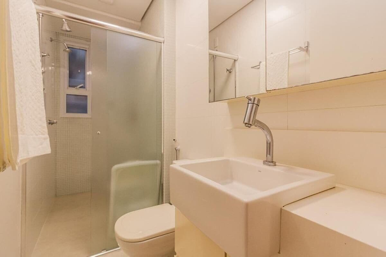 Bathroom 2, Excelente Cobertura Jurerê com Jacuzzi, Florianopolis