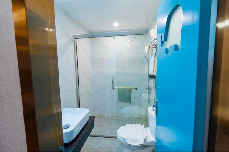 Bathroom 5