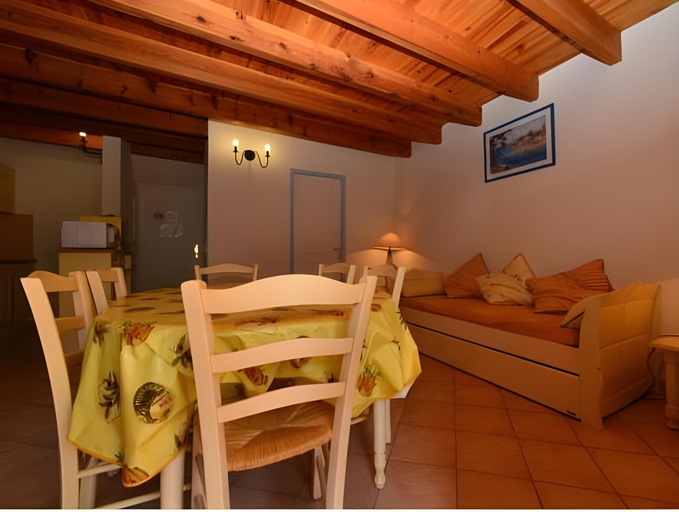 Others 5, Residence A Barcella, Corse-du-Sud