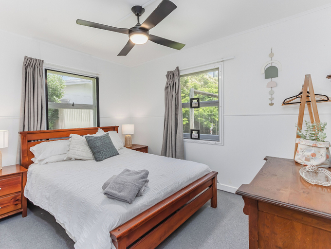 Bedroom 2, Cozy Pet Friendly Beach House, Tweed Heads