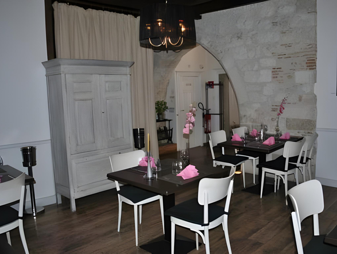 Others 4, Le Beffroi, Lot-et-Garonne