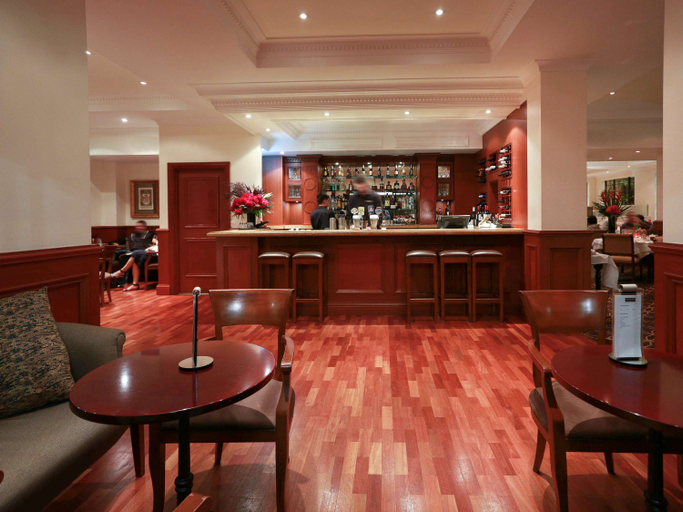 Food & Drinks 4, Peppers The Hills Lodge, Baulkham Hills - Central