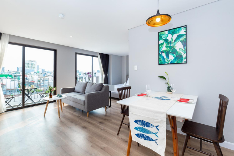 Dining Room 30