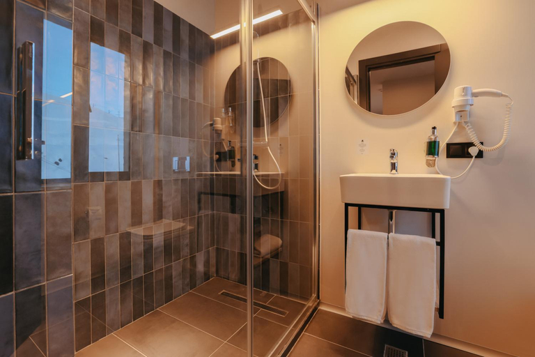 Bathroom 3, Hotel Alpina, Kazbegi