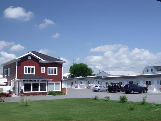 Others 2, Motel Canadien, Francheville