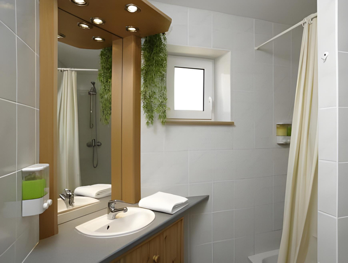 Bathroom 2, Gasthaus Mooshausl, Dachau