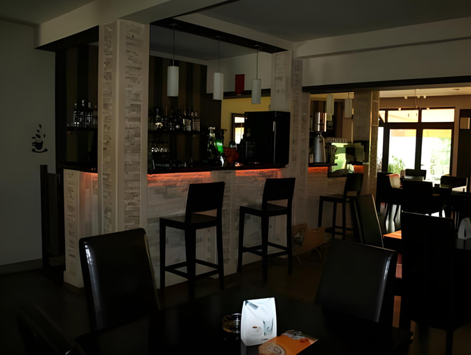 Food & Drinks 4, Pensiune Restaurant La Cassa, Viseu De Sus