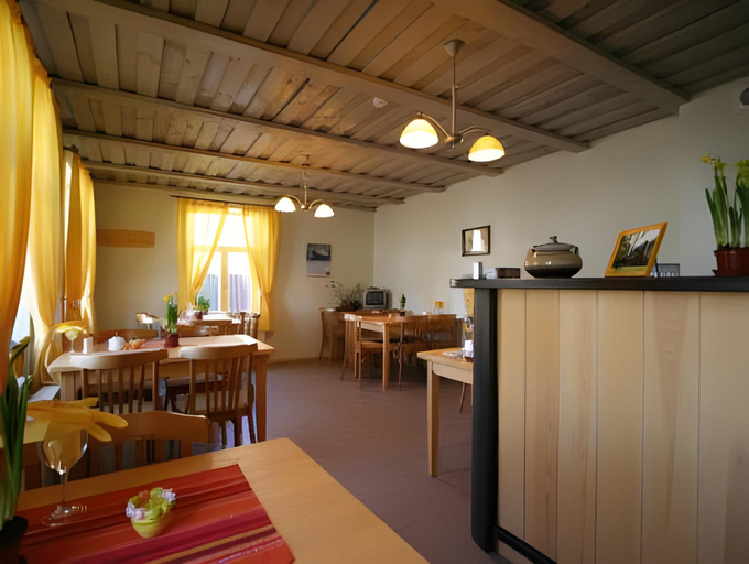 Food & Drinks 4, Raibie Logi, Ventspils