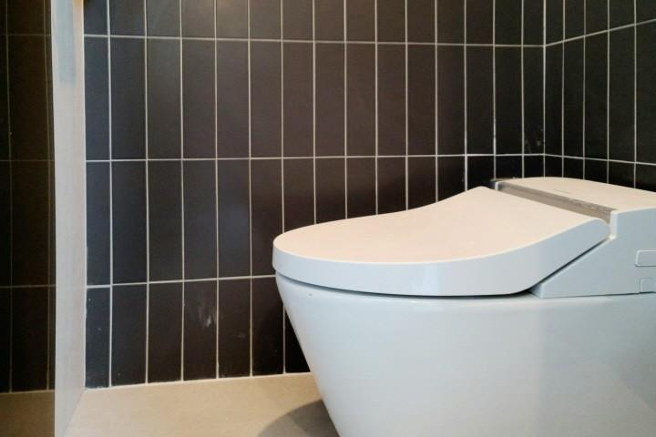 Bathroom 10