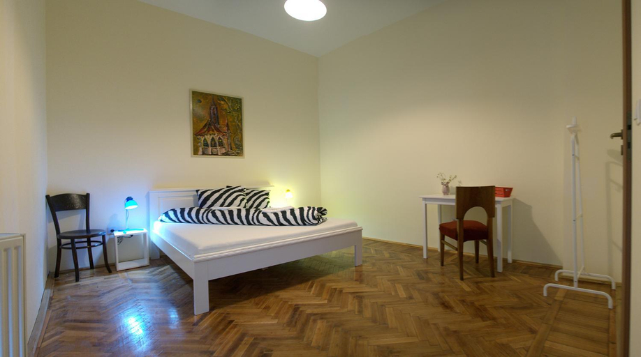 Others 5, Hostel Cornel, Timisoara