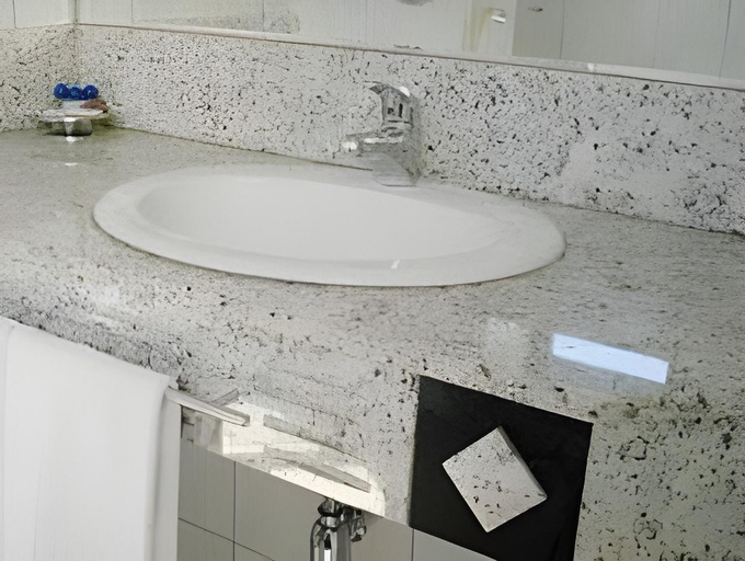 Bathroom 4, Tri Hotel Executive Criciúma, Criciúma