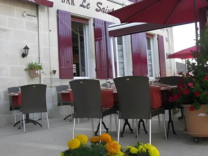 Food & Drinks 5, Logis Hotel & Restaurant Le Saint Savinien, Charente-Maritime
