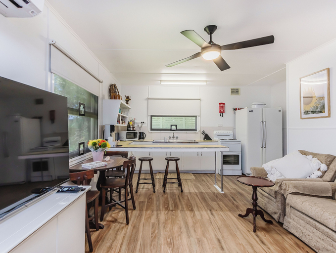 Others 5, Cozy Pet Friendly Beach House, Tweed Heads