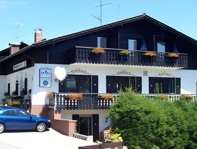 Others 5, Gastehaus am Berg, Regen