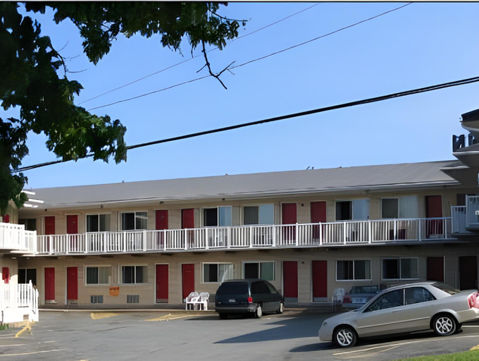 Others 5, Lake City Motel, Halifax