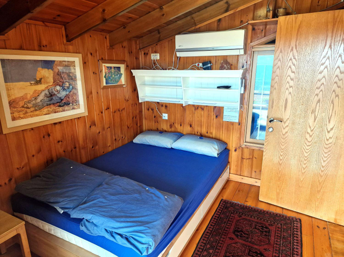 Bedroom 2, Ohn-Bar Guesthouse