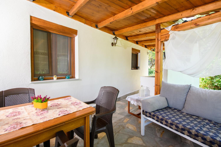 Others 5, Villa Suzana, East Macedonia and Thrace