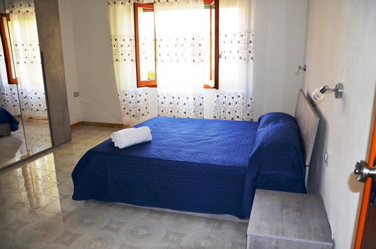 Bedroom 2, B&b Aloysia, Carbonia-Iglesias