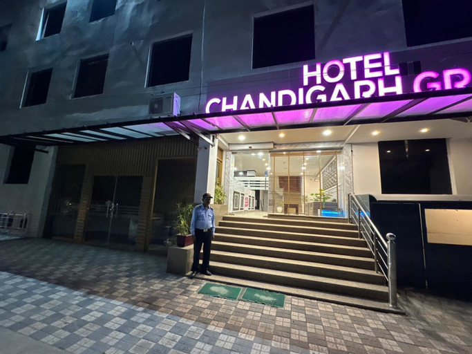Goroomgo Chandigarh Grand and Banquet, Panchkula