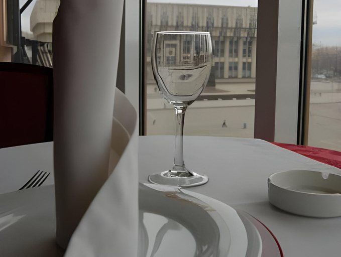 Food & Drinks 3, Armenia Hotel, Tula