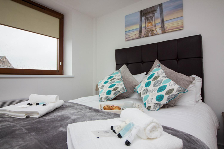 Bedroom 2, Trafalgar House, Stoke-on-Trent