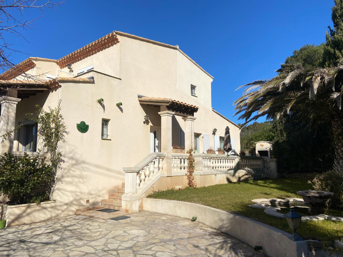 Others 2, Grande chambre dans villa proche de la plage, Hérault