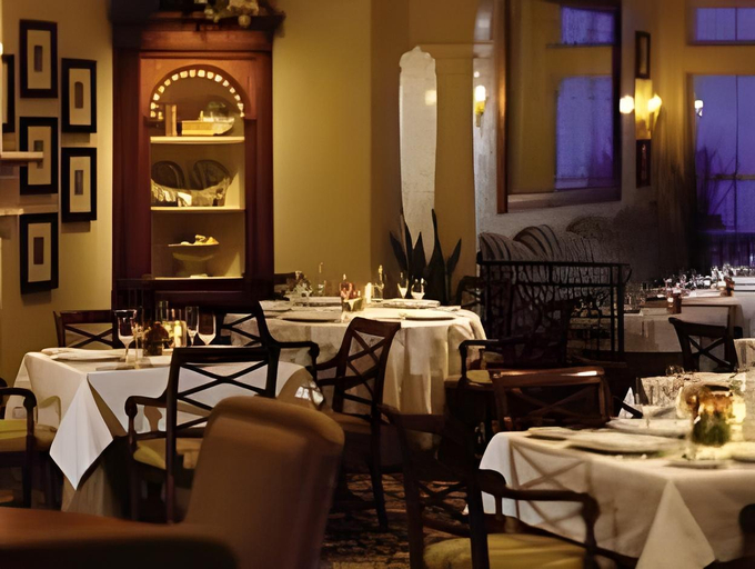 Food & Drinks 5, The Chanler at Cliff Walk, Newport