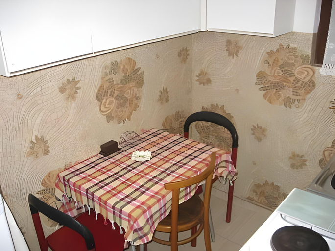 Food & Drinks 4, Guest House Tomanovic