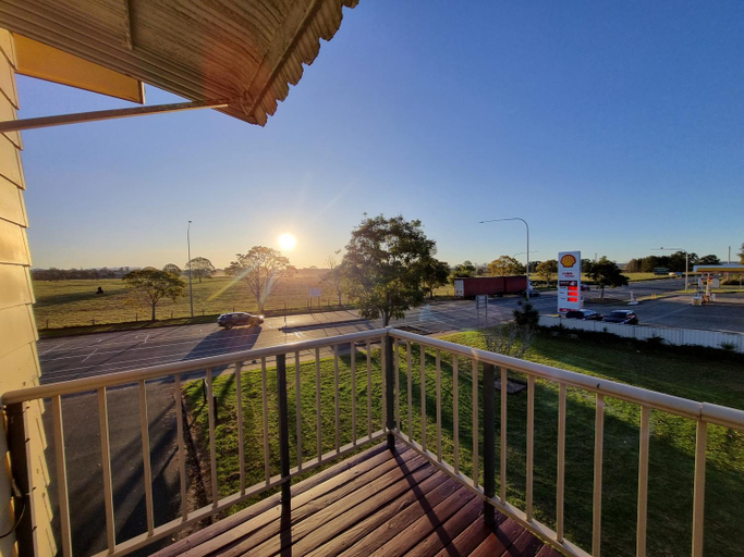 Others 4, Parkdrive Motel, Kempsey