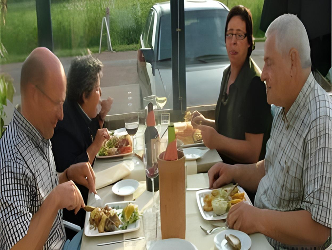 Food & Drinks 5, Bruist, Sluis