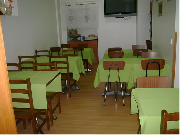 Food & Drinks 2, Residencial Moeda, Coimbra