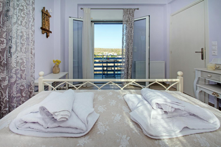 Bedroom 2, Avlemonas Bay Sea Houses., Attica