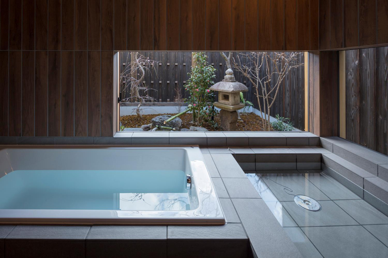 Bathroom 3, Sanjusangendo Yoitsubaki Holiday Rentals, Kyoto