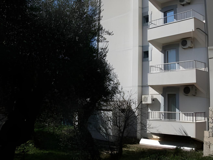 Others 3, Medin Apartments BluVista