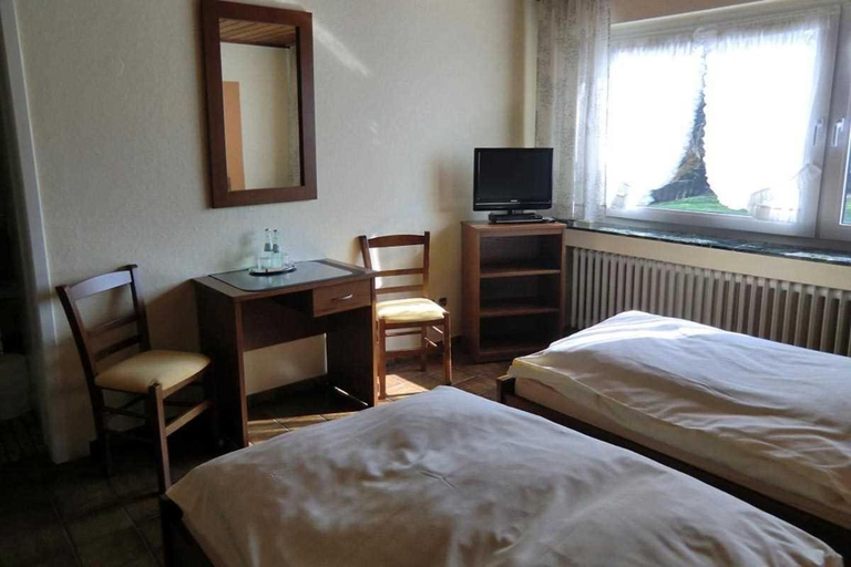 Bedroom 3, Hotel Restaurant Artemis, Viersen