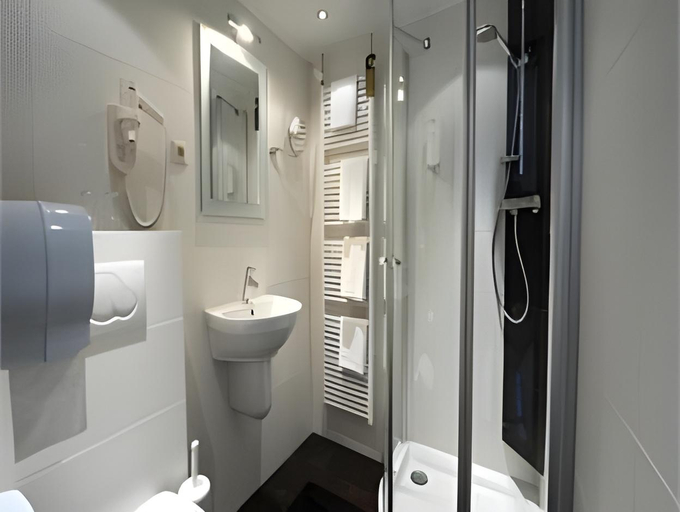 Bathroom 2, Hotel Het Wapen van Drenthe, Noordenveld