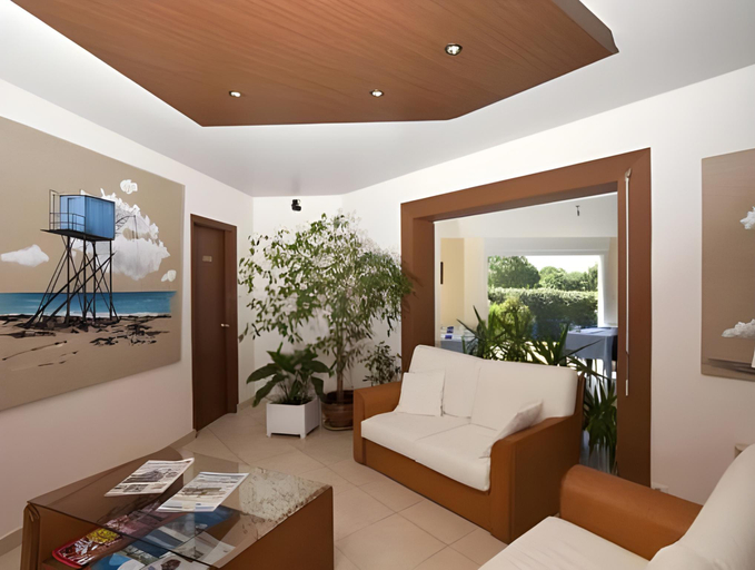 Others 5, Hotel Estuaire, Loire-Atlantique