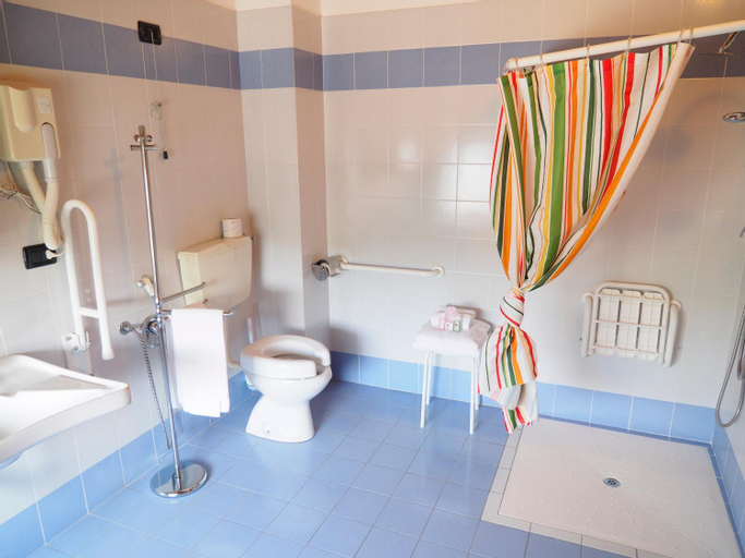 Bathroom 3
