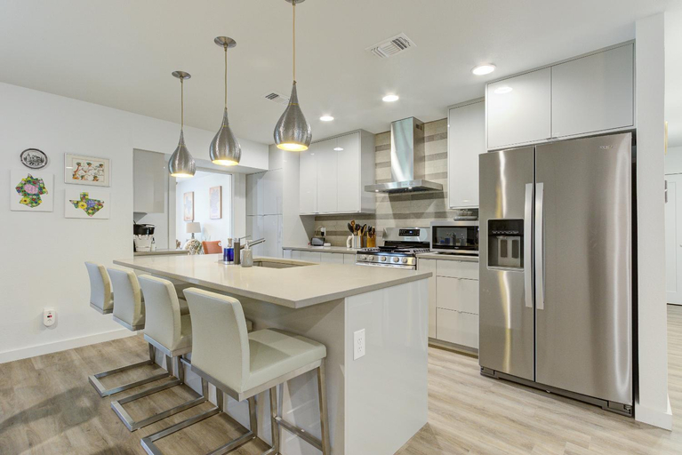 4, Crown - A Birdy Vacation Rental, Bexar