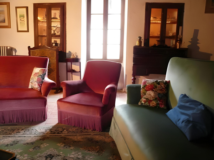 Public Area 3, Chateau monastere de la Corroirie, Indre-et-Loire