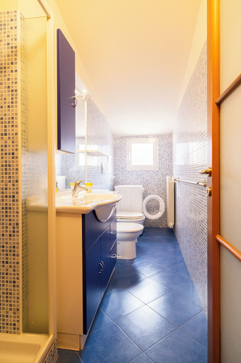 Bathroom 2, Relax in Loano by Wonderful Italy, Savona