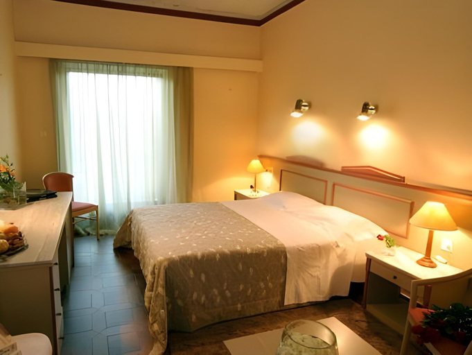 Bedroom 4, Antonios, West Greece