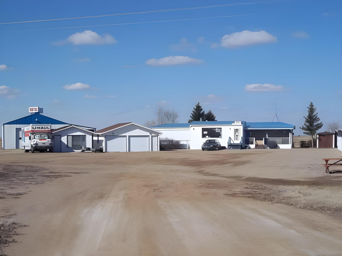 Others 4, Raval Paradise Motel and RV Park, Division No. 4