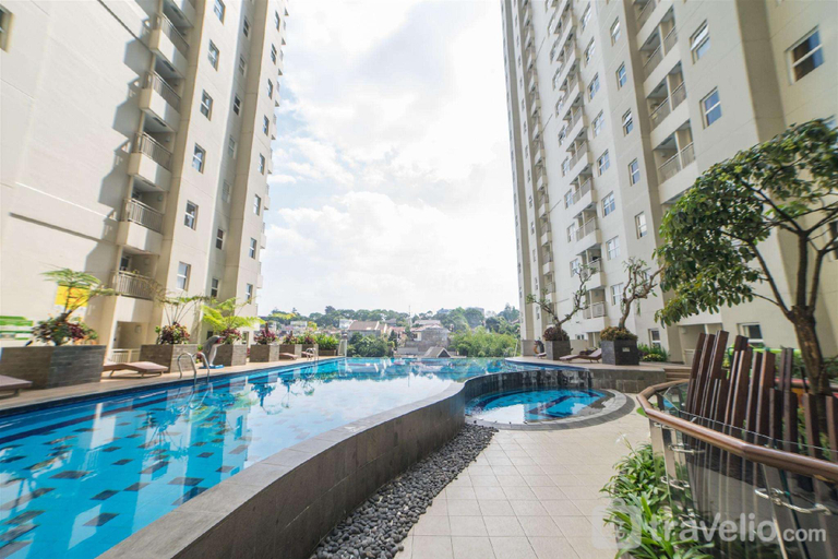 Sport & Beauty 4, Homey 2BR Apt at Parahyangan Residence By Travelio, Bandung