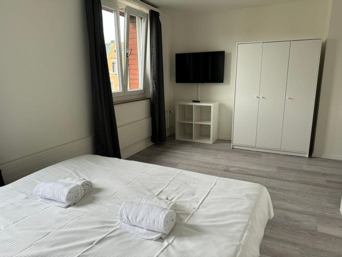 Urban Oasis with Queen Bed and View BE-54, Zürich