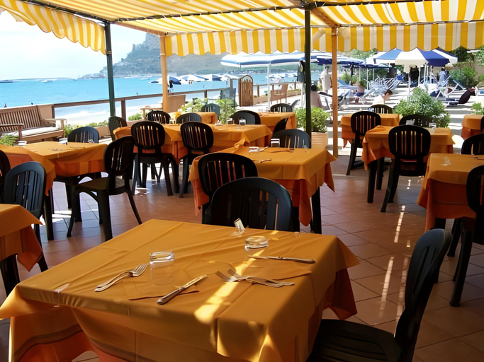 Food & Drinks 4, Hotel Acquasanta, Latina