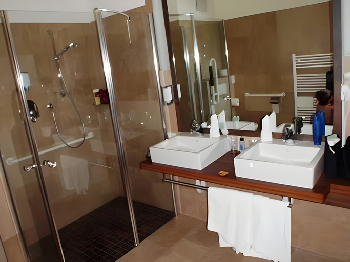 Bathroom 5, Hotel Mandelhof, Bolzano