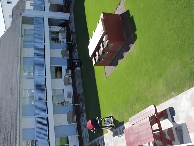 Others 2, Flagship Motorcourt, Rockingham